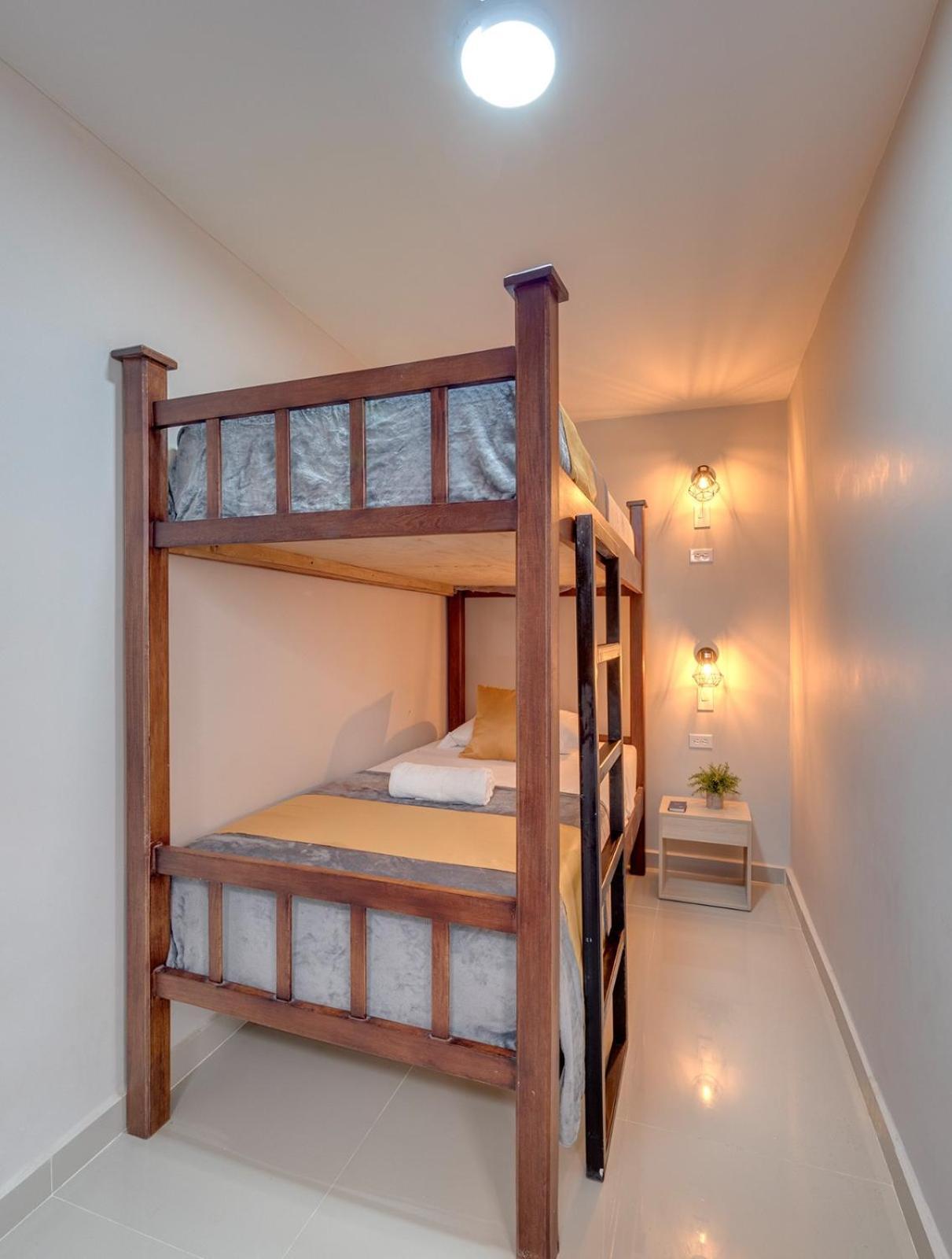 Hostel Dorado Plaza Getsemani Cartagena Екстериор снимка