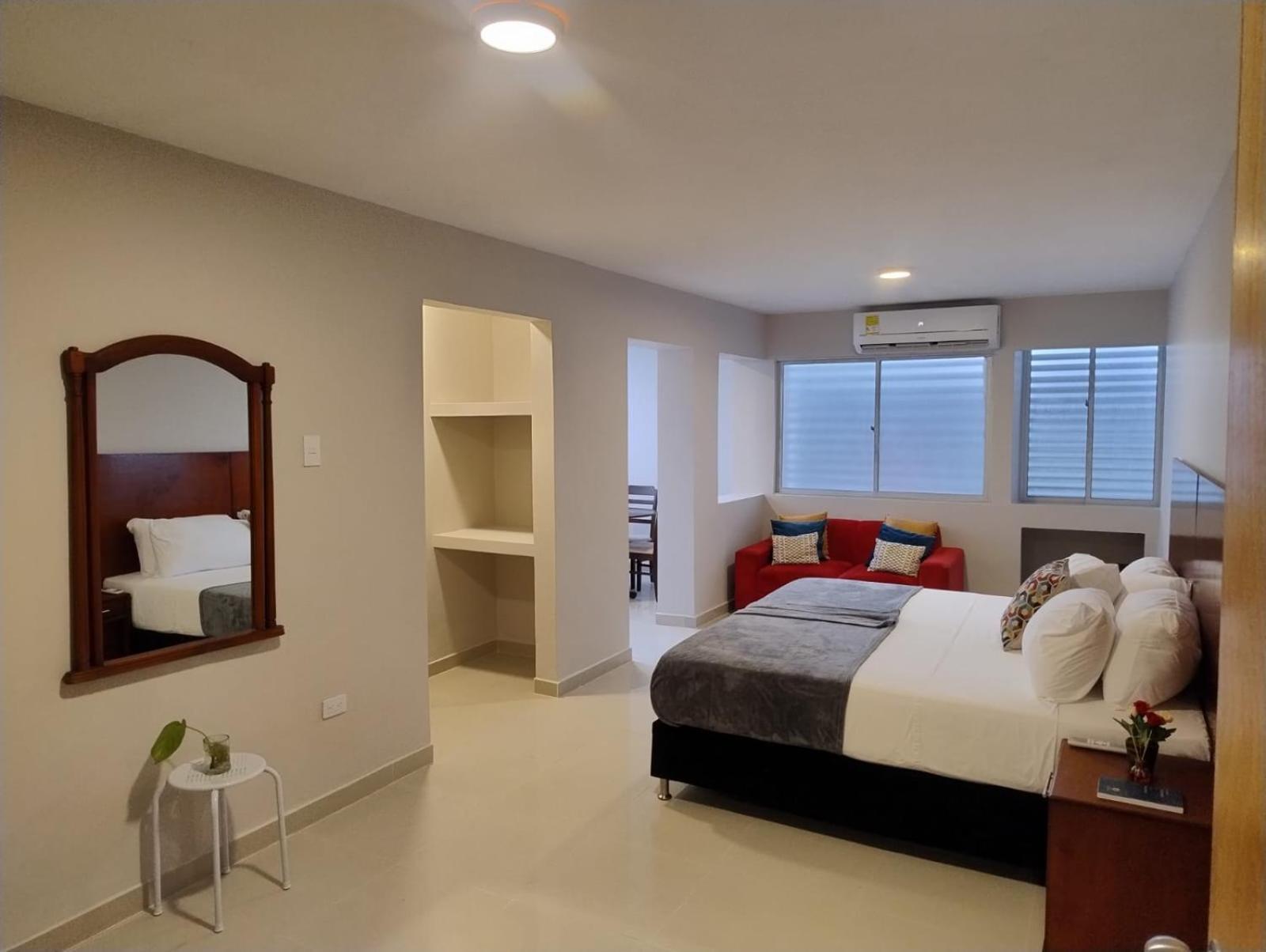 Hostel Dorado Plaza Getsemani Cartagena Екстериор снимка